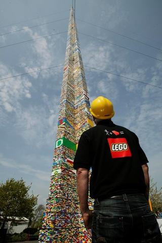 Illustration for article titled World's Tallest Lego Tower Reaches 10096.13-Foot Mark